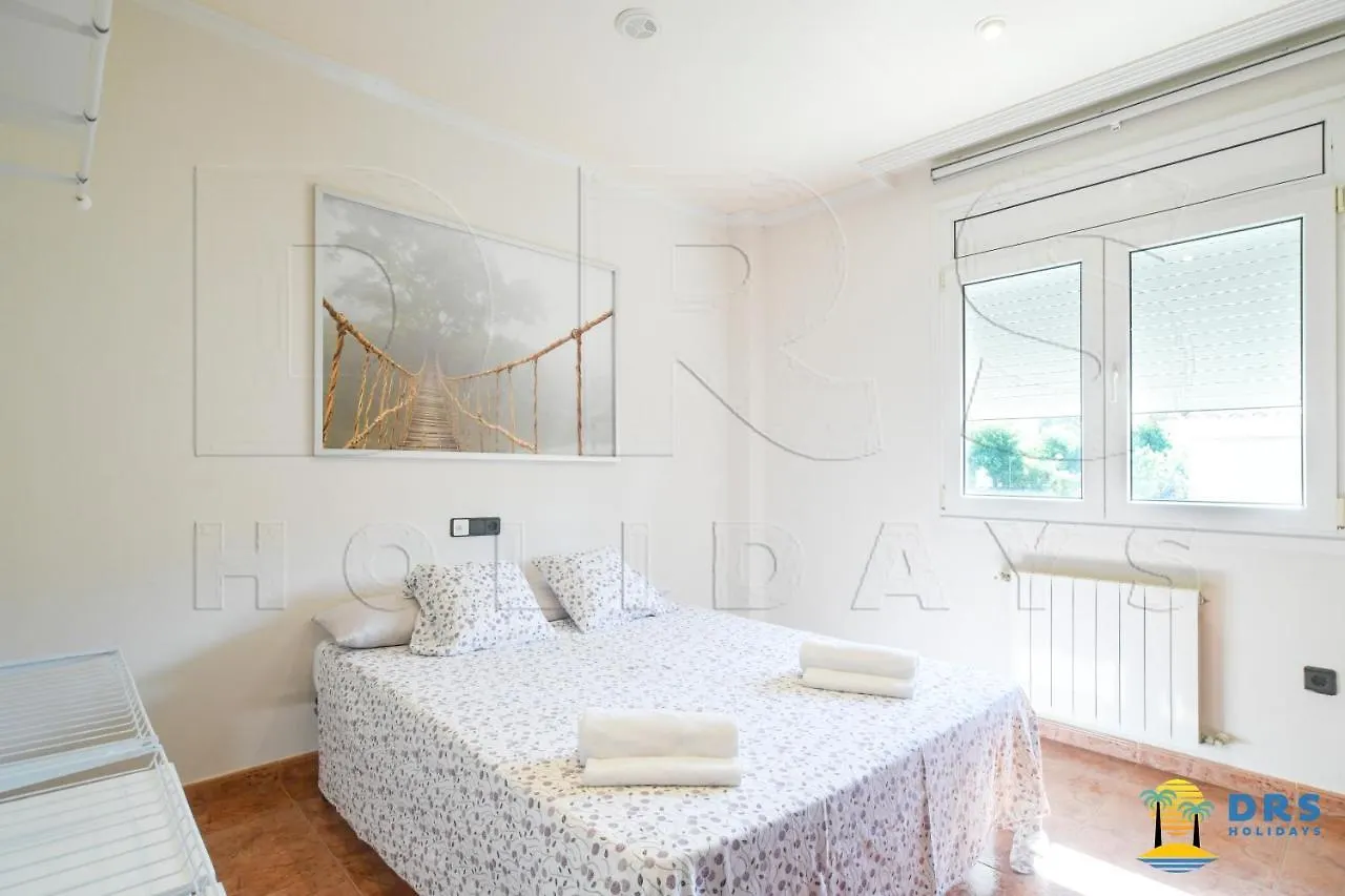 יורט דה מאר Villa Miraflores-Center And Beach 0*, יורט דה מאר
